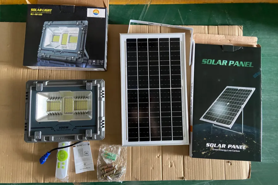 250 jocs d'il·luminació solar i sistemes d'alimentació de corrent continu lli...